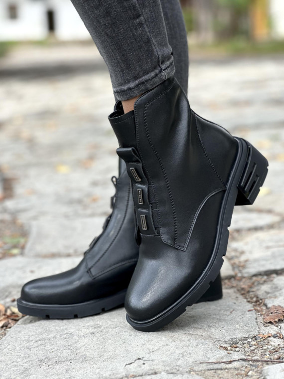 Eleganckie i nowoczesne botki ze skóry naturalnej
