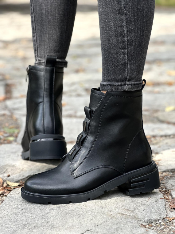 Eleganckie i nowoczesne botki ze skóry naturalnej