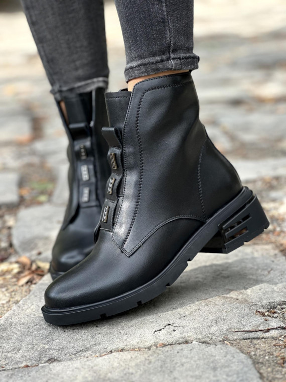 Eleganckie i nowoczesne botki ze skóry naturalnej
