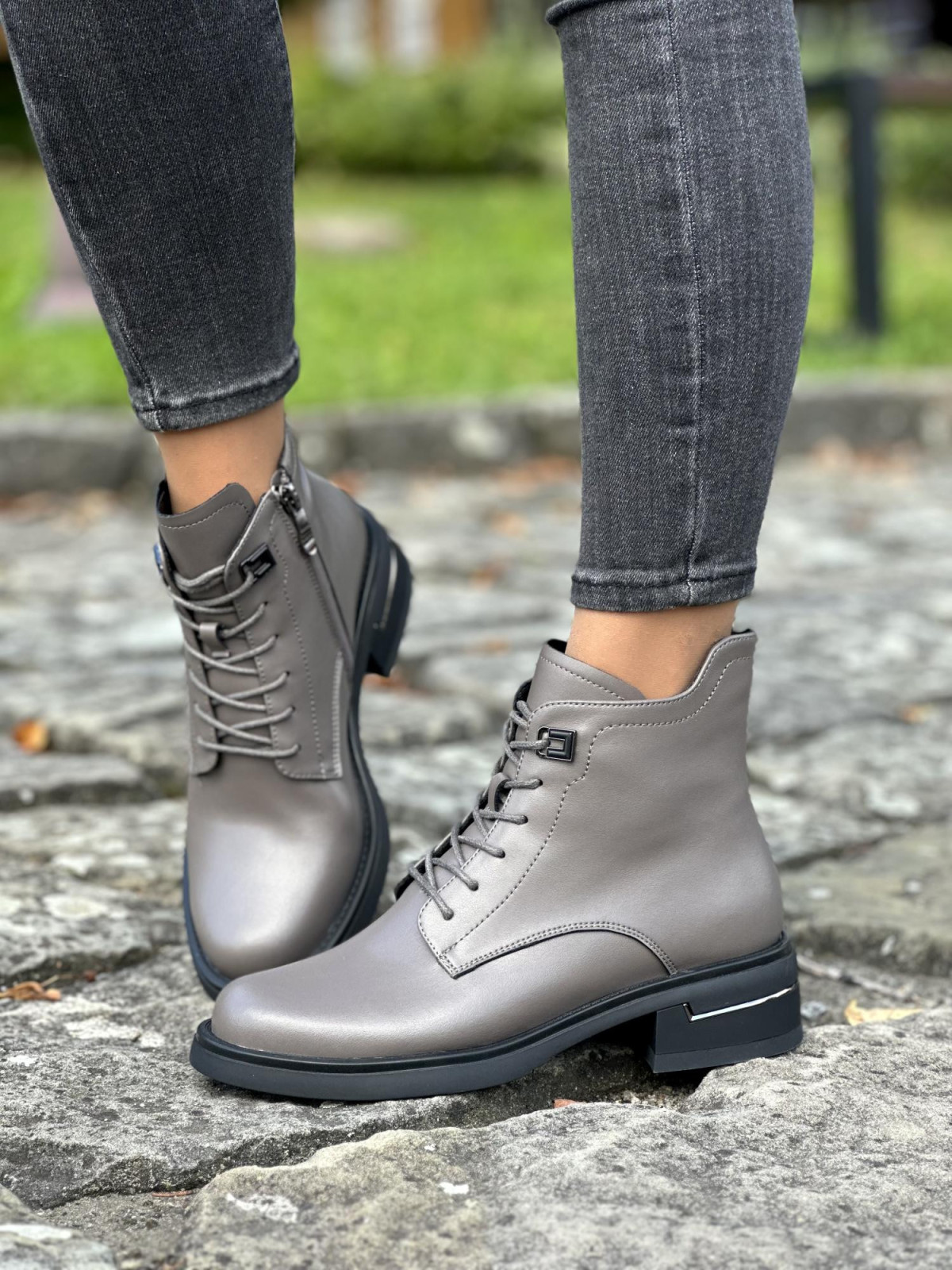 Eleganckie botki ze skóry naturalnej