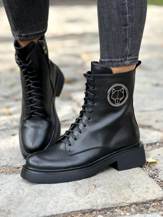 Wyjątkowe botki wykonane ze skóry naturalnej