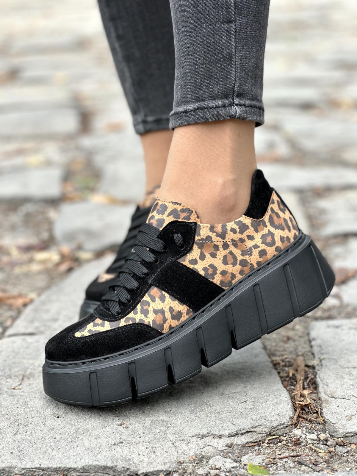 Modne sneakersy OLEKSY ze skóry Polskiej produkcji