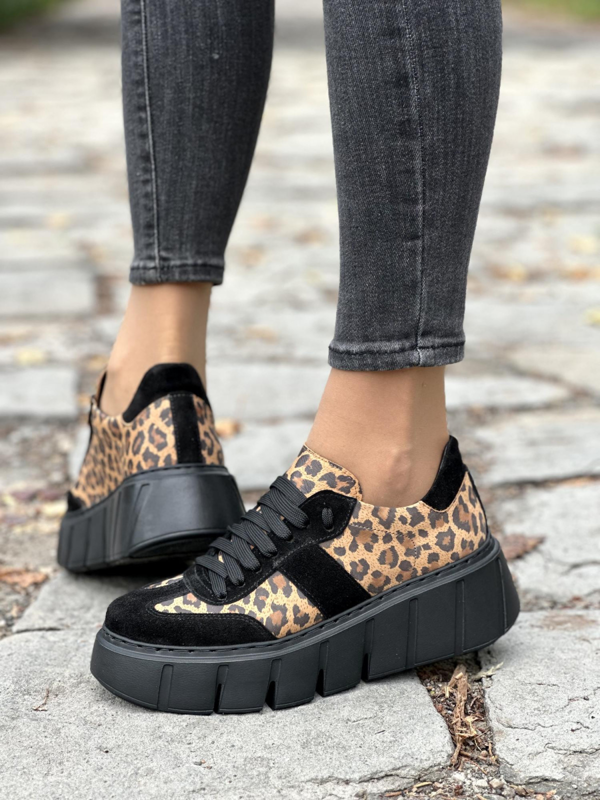 Modne sneakersy OLEKSY ze skóry Polskiej produkcji