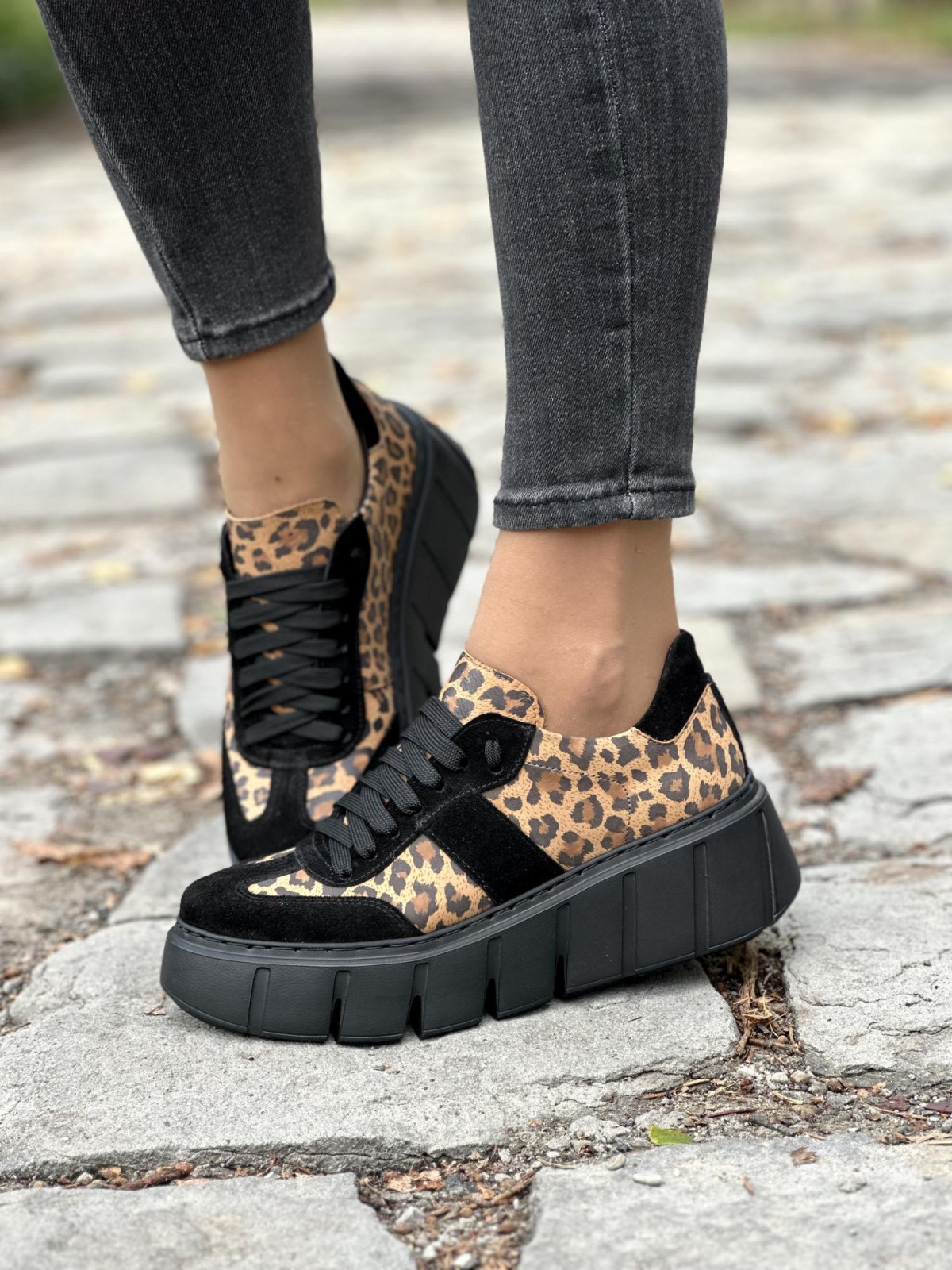 Modne sneakersy OLEKSY ze skóry Polskiej produkcji