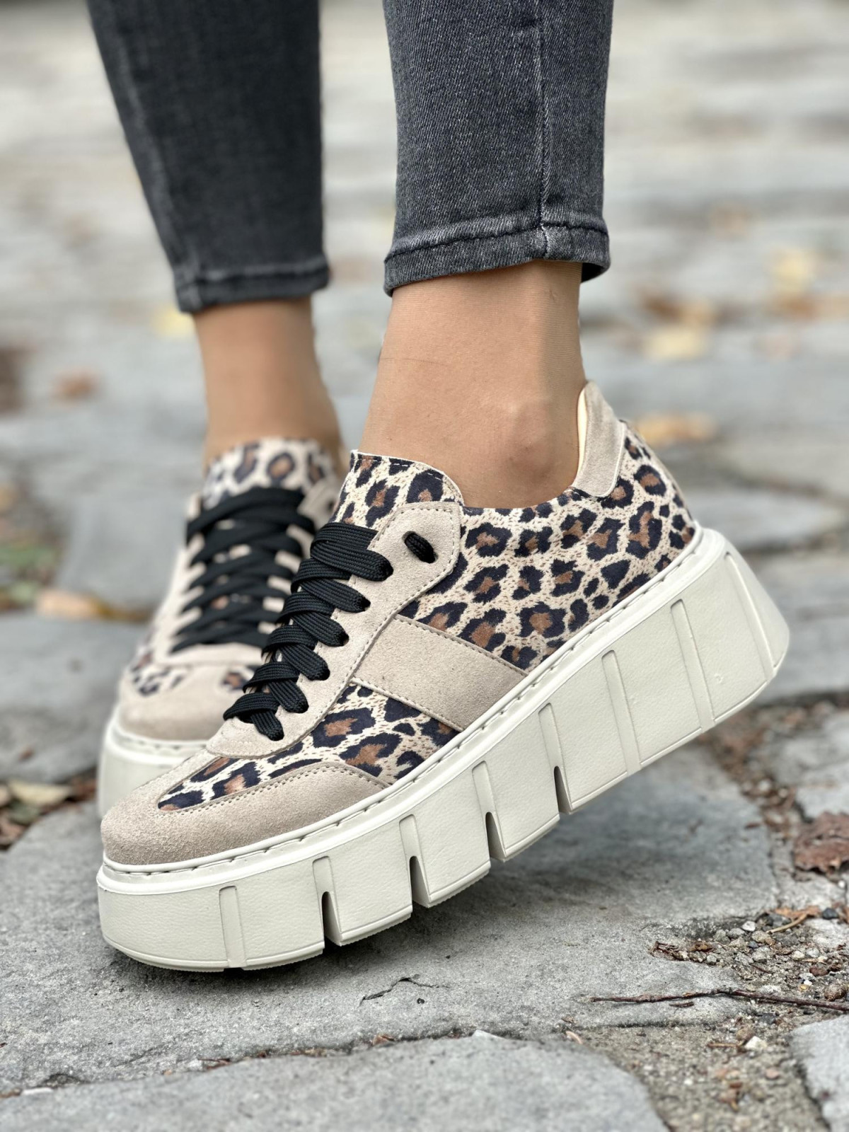 Stylowe sneakersy OLEKSY ze skóry Polskiej produkcji