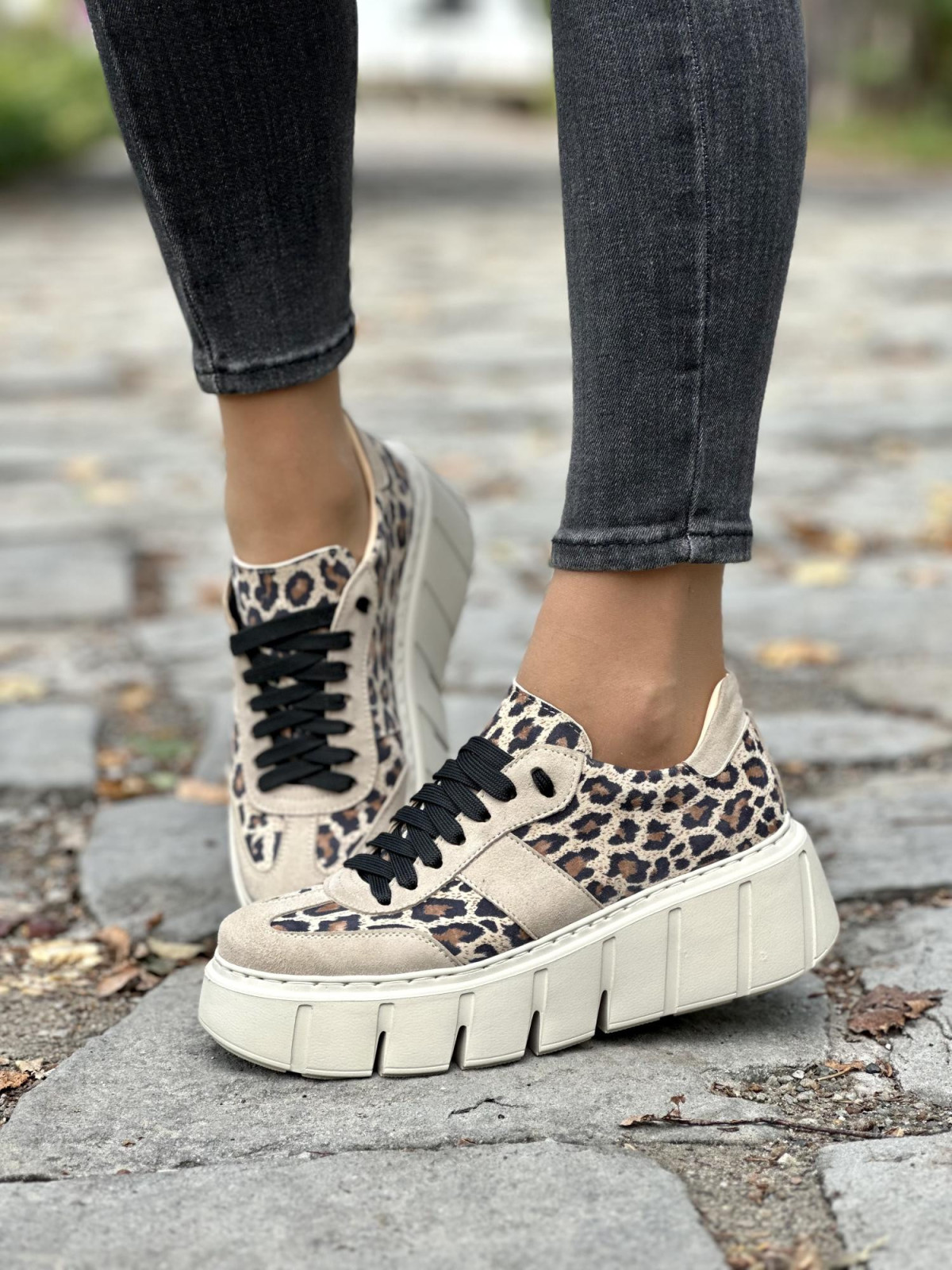 Stylowe sneakersy OLEKSY ze skóry Polskiej produkcji