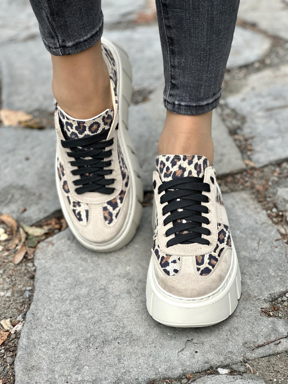 Stylowe sneakersy OLEKSY ze skóry Polskiej produkcji