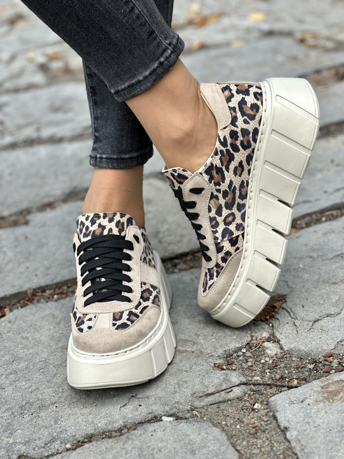 Stylowe sneakersy OLEKSY ze skóry Polskiej produkcji