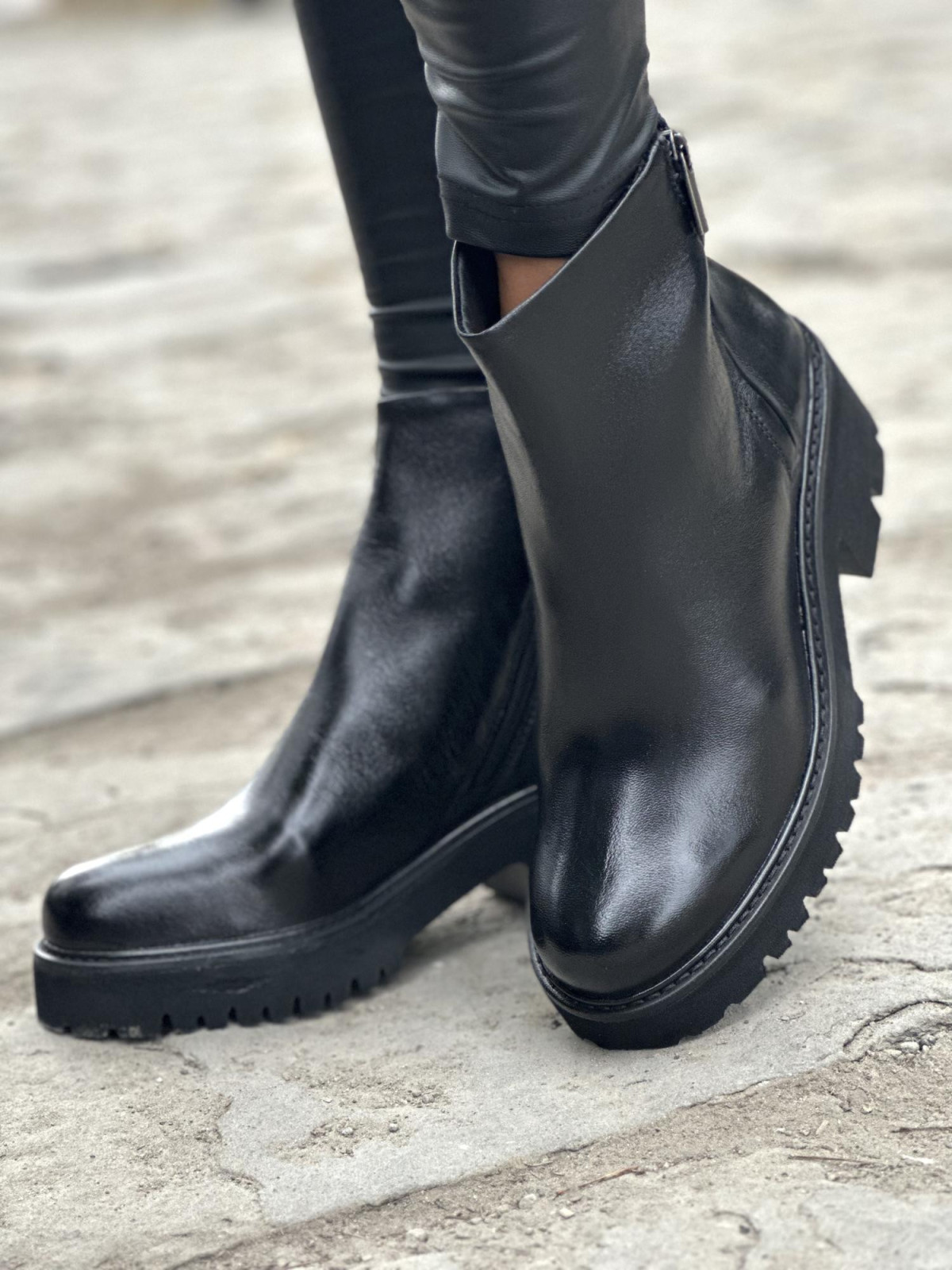 Eleganckie botki ze skóry naturalnej