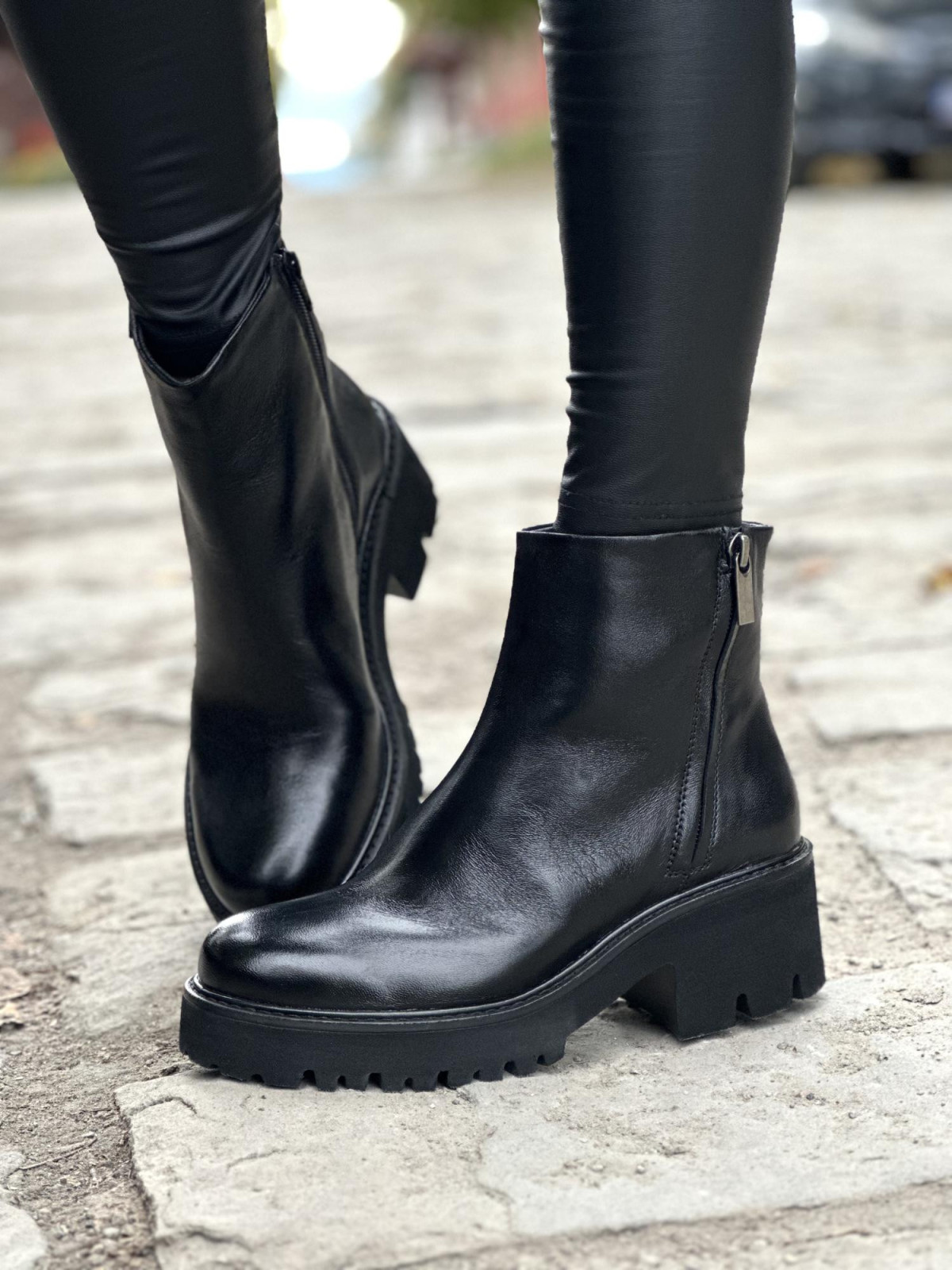 Eleganckie botki ze skóry naturalnej