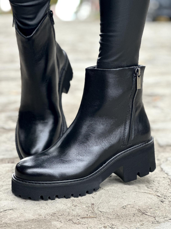 Eleganckie botki ze skóry naturalnej