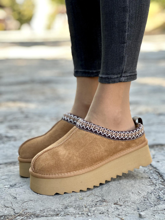 Ciepłe śniegowce wykonane ze skóry naturalnej