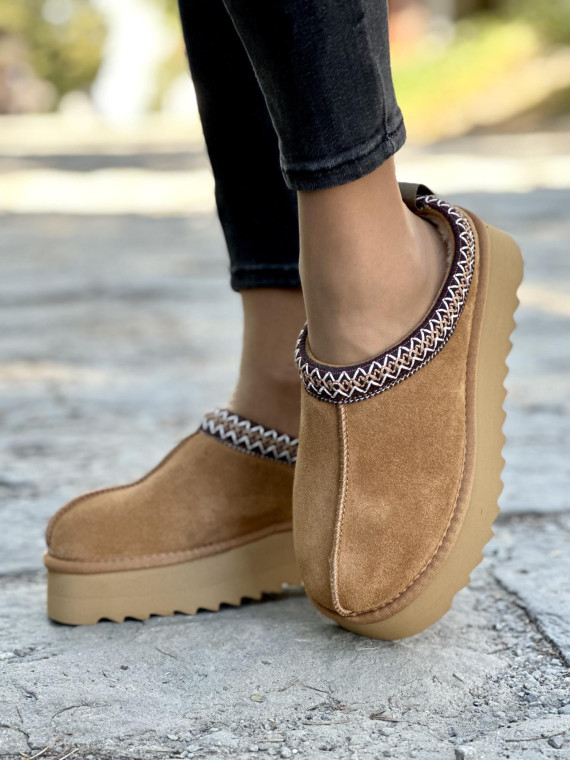 Ciepłe śniegowce wykonane ze skóry naturalnej