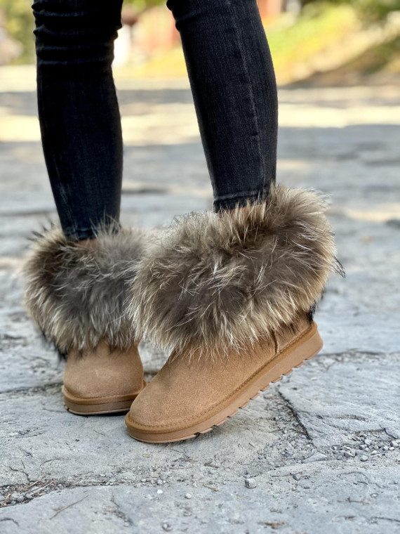 Ciepłe śniegowce wykonane ze skóry naturalnej