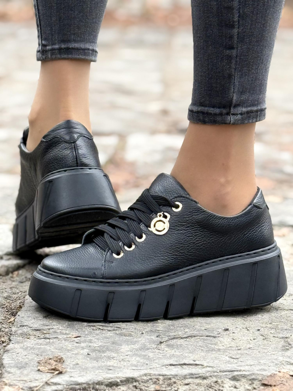 Sneakersy OLEKSY ze skóry Polskiej produkcji