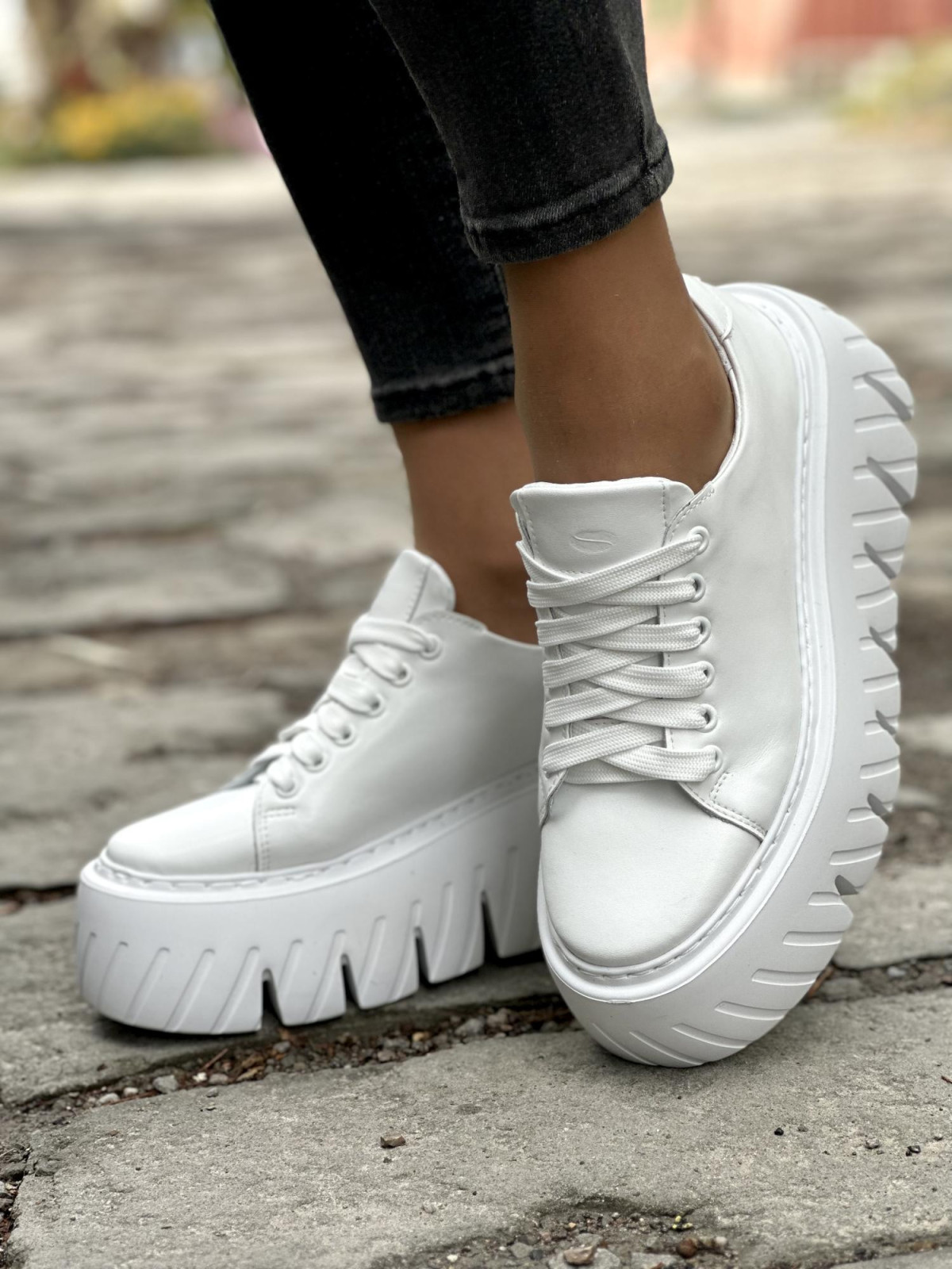 Wyjątkowe sneakersy skórzane OLEKSY Polskiej produkcji