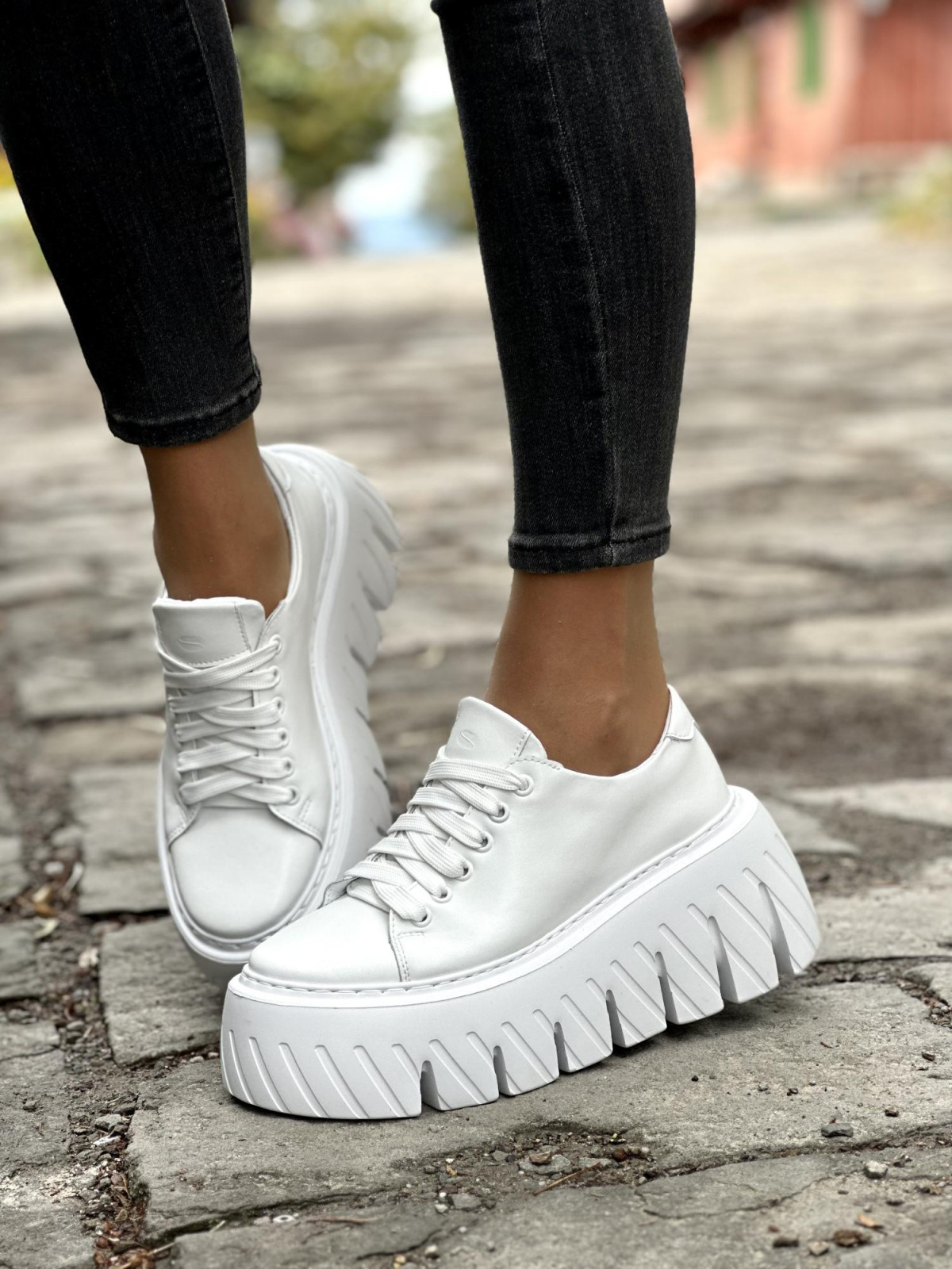 Wyjątkowe sneakersy skórzane OLEKSY Polskiej produkcji