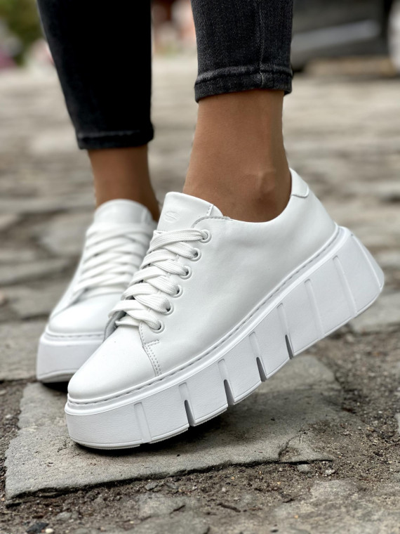 Nowoczesne sneakersy OLEKSY ze skóry Polskiej produkcji