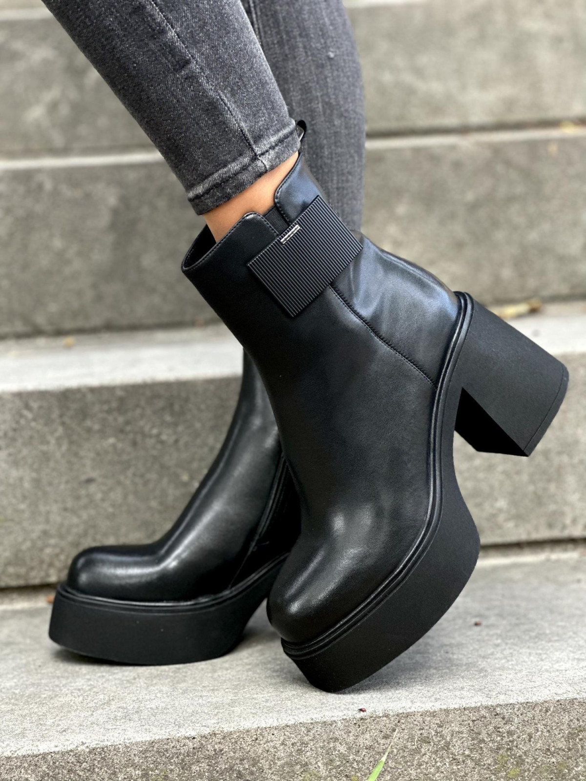 Eleganckie botki ze skóry naturalnej