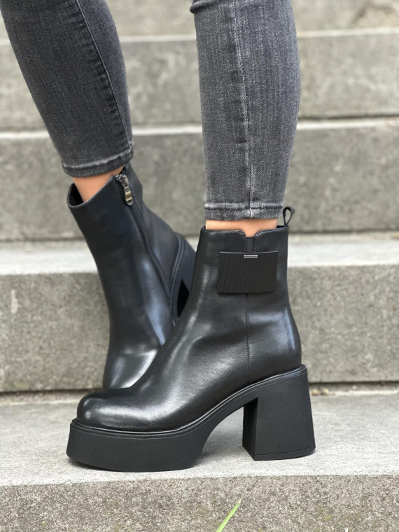 Eleganckie botki ze skóry naturalnej