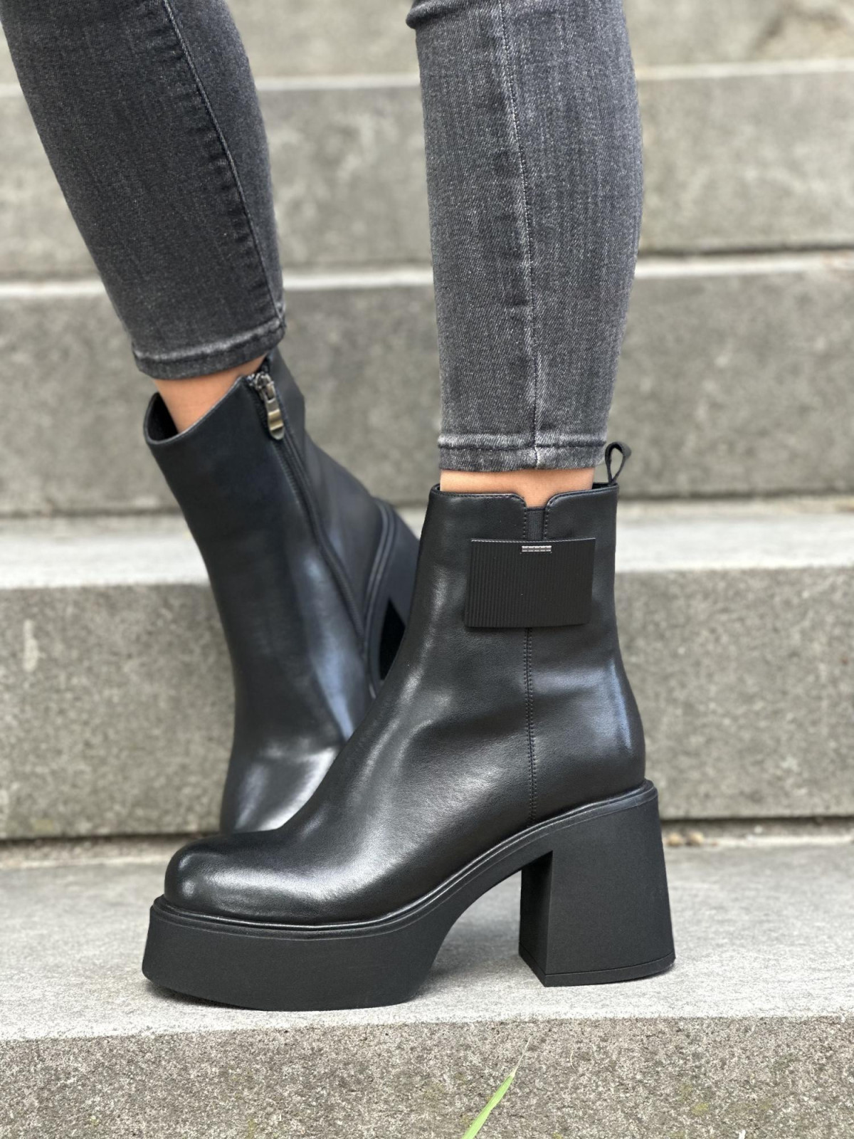 Eleganckie botki ze skóry naturalnej