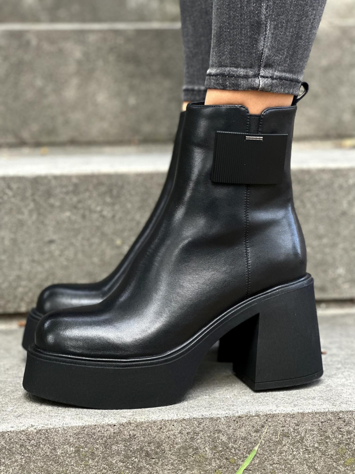 Eleganckie botki ze skóry naturalnej