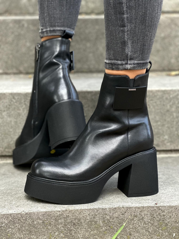 Eleganckie botki ze skóry naturalnej