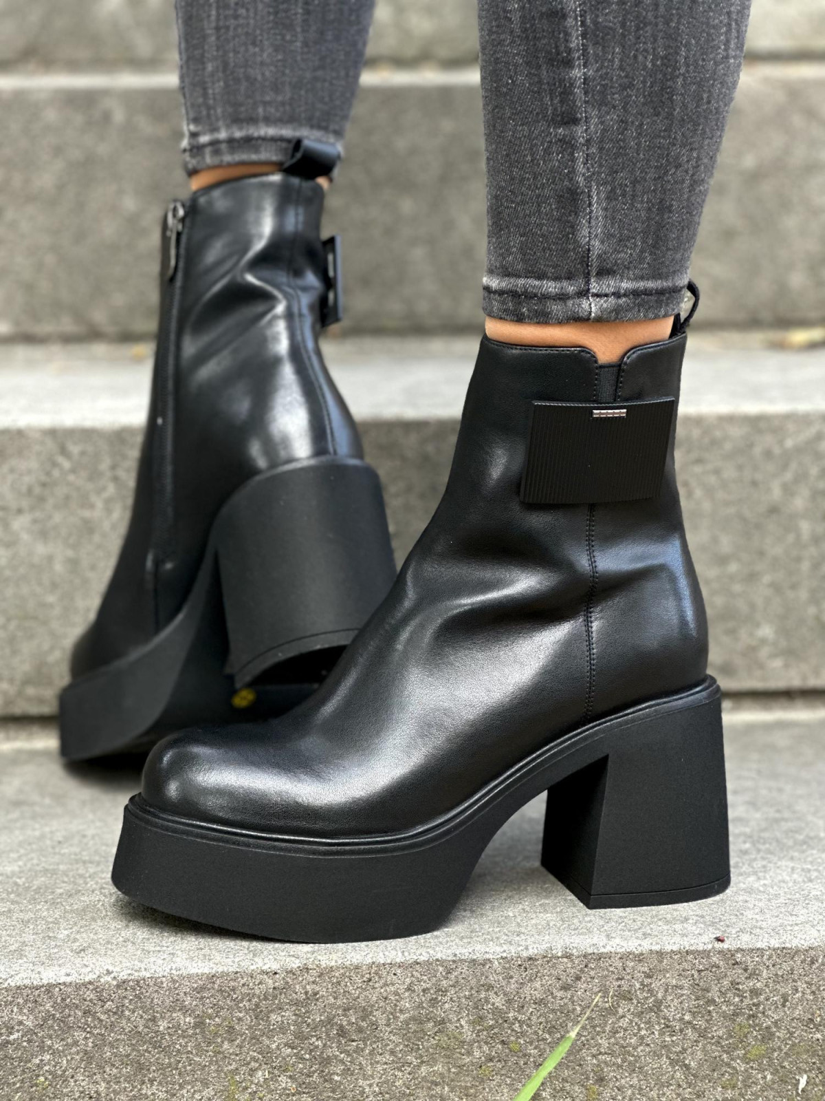 Eleganckie botki ze skóry naturalnej