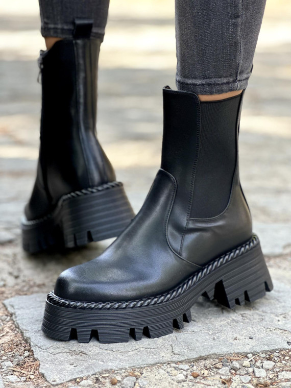 Eleganckie botki ze skóry naturalnej