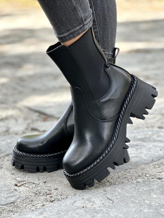 Eleganckie botki ze skóry naturalnej