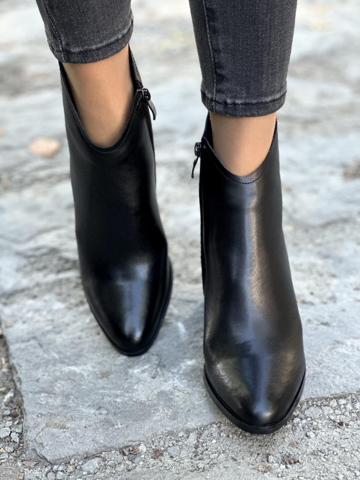 Eleganckie botki ze skóry naturalnej