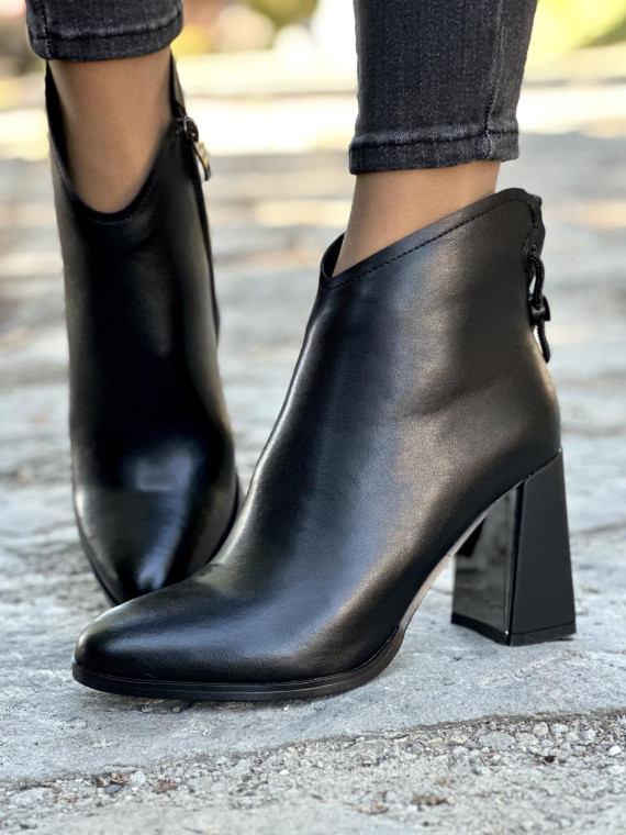 Eleganckie botki ze skóry naturalnej