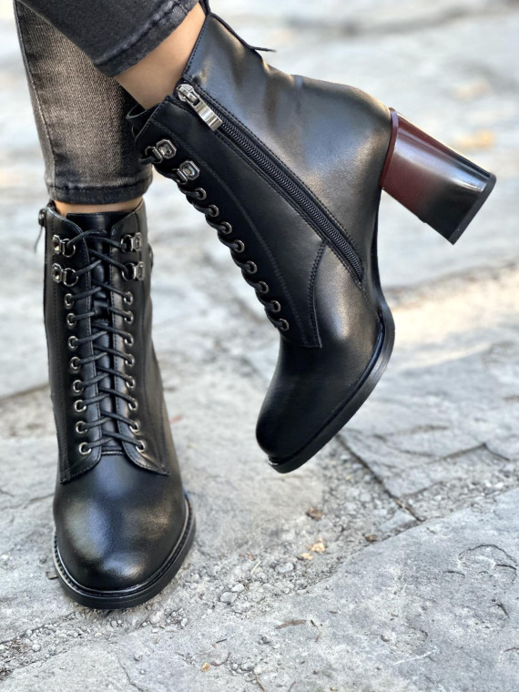 Eleganckie botki ze skóry naturalnej