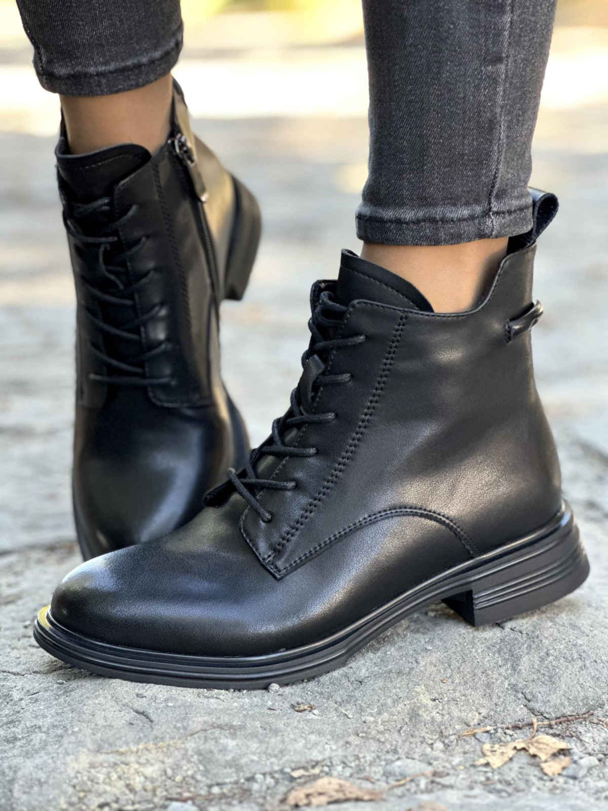 Klasyczne botki z naturalnej skóry