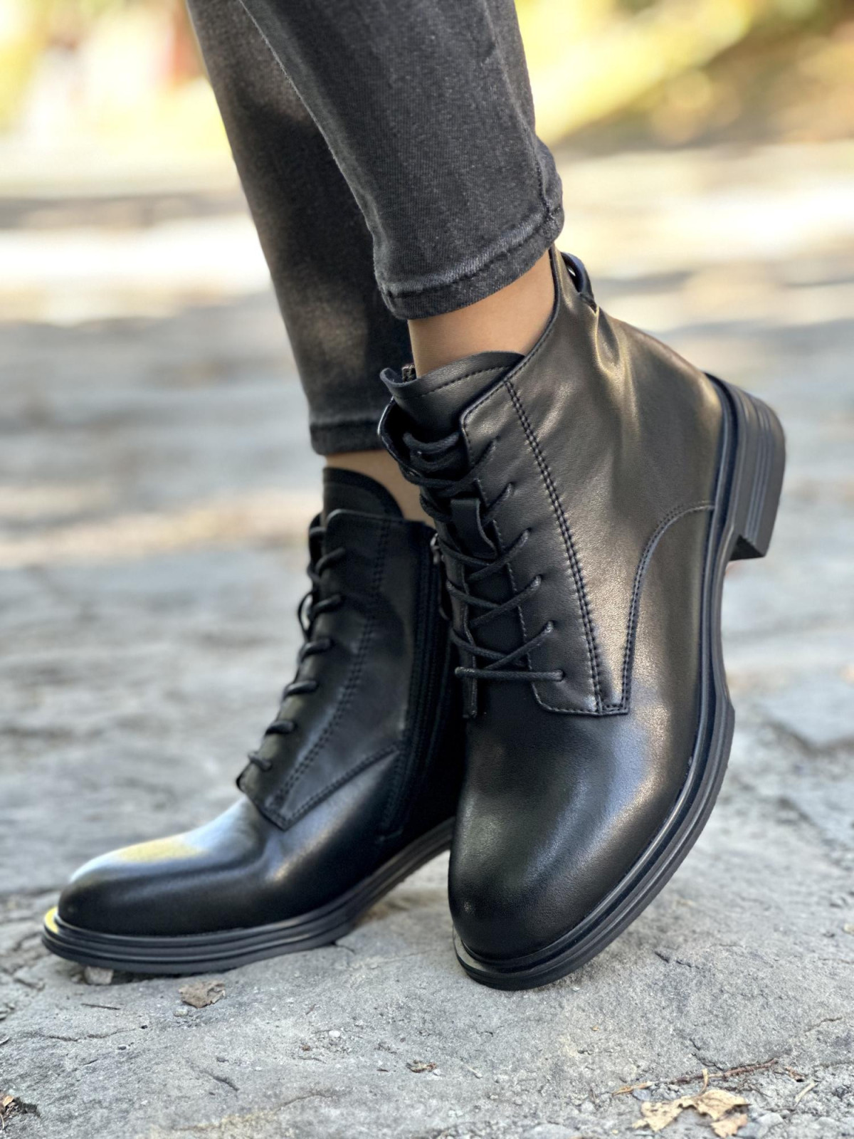 Klasyczne botki z naturalnej skóry