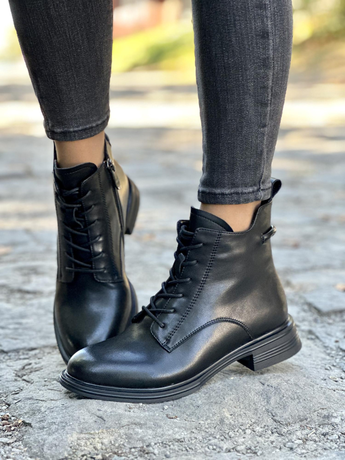 Klasyczne botki z naturalnej skóry