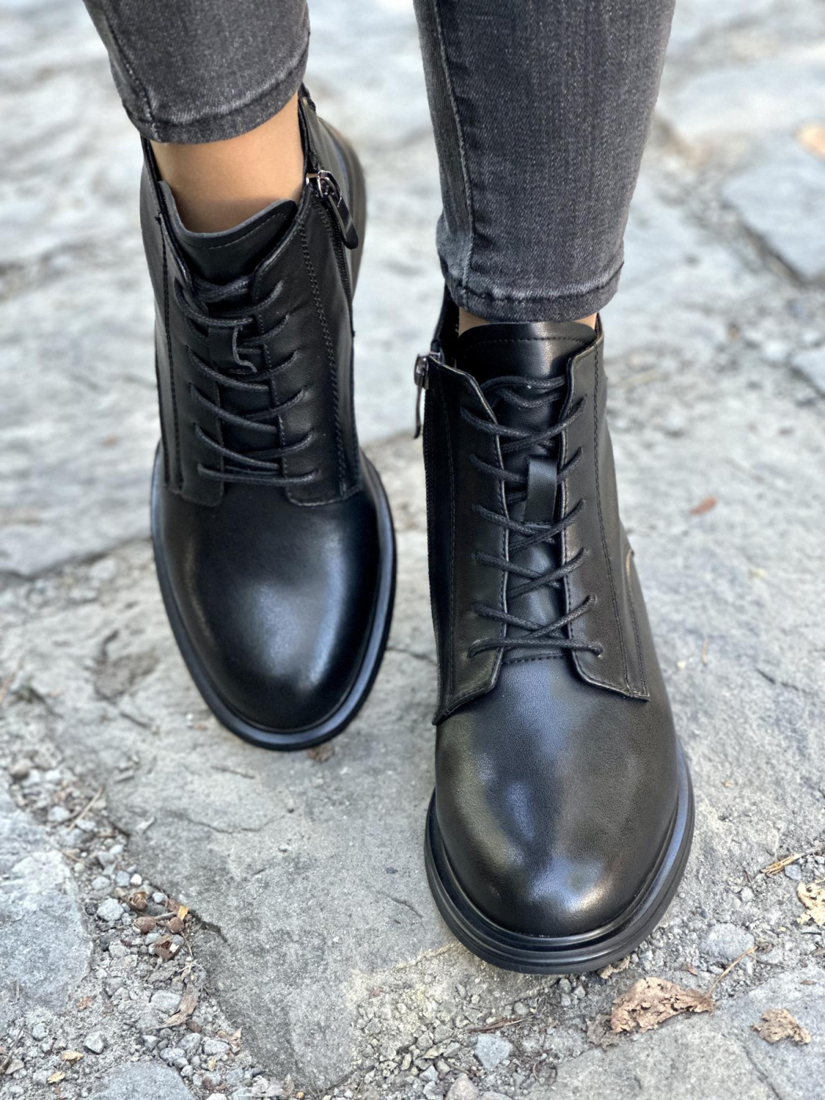 Klasyczne botki z naturalnej skóry