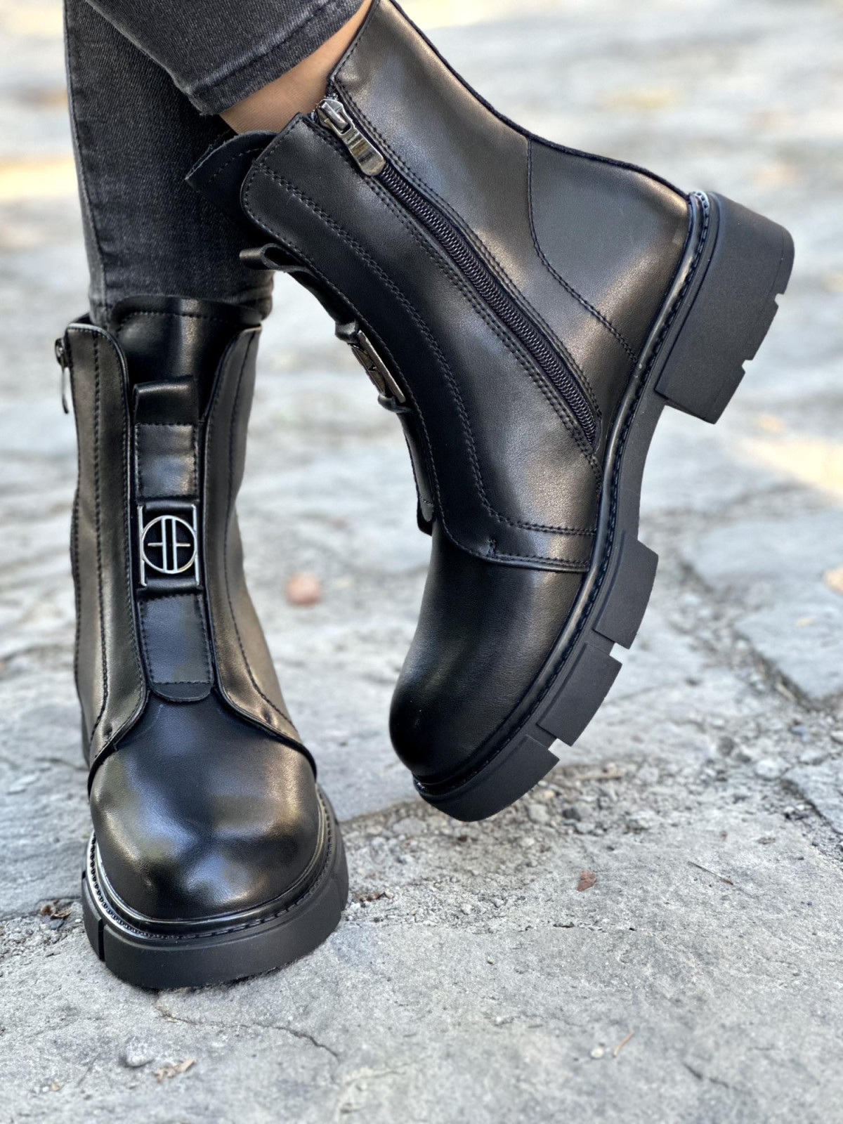 Eleganckie botki ze skóry naturalnej