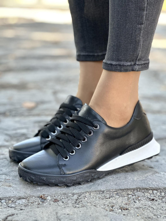 Wyjątkowe sneakersy ze skóry OLEKSY Polskiej produkcji