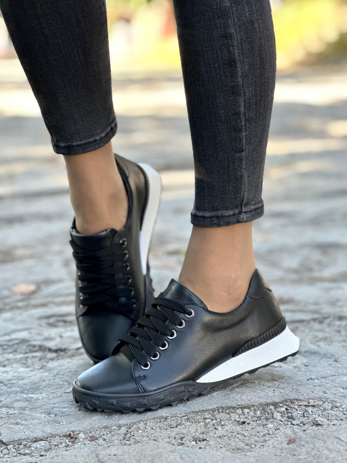 Wyjątkowe sneakersy ze skóry OLEKSY Polskiej produkcji