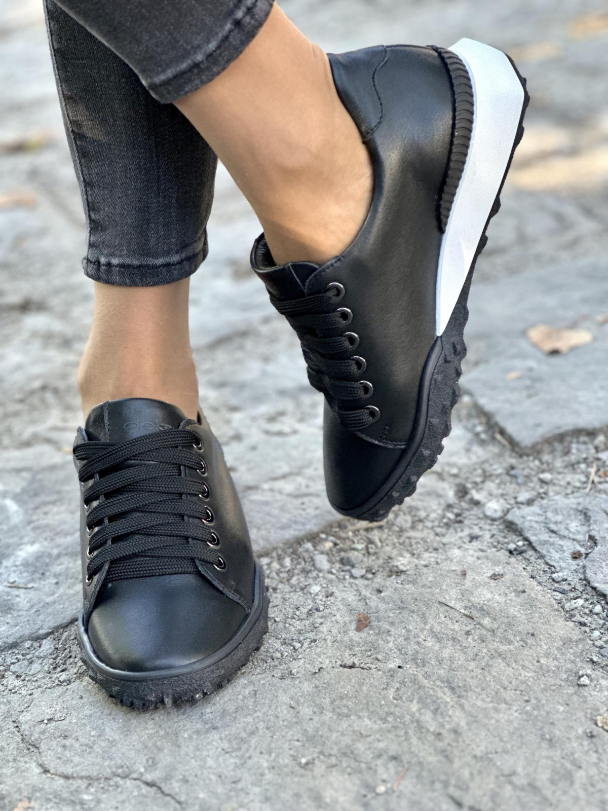 Wyjątkowe sneakersy ze skóry OLEKSY Polskiej produkcji