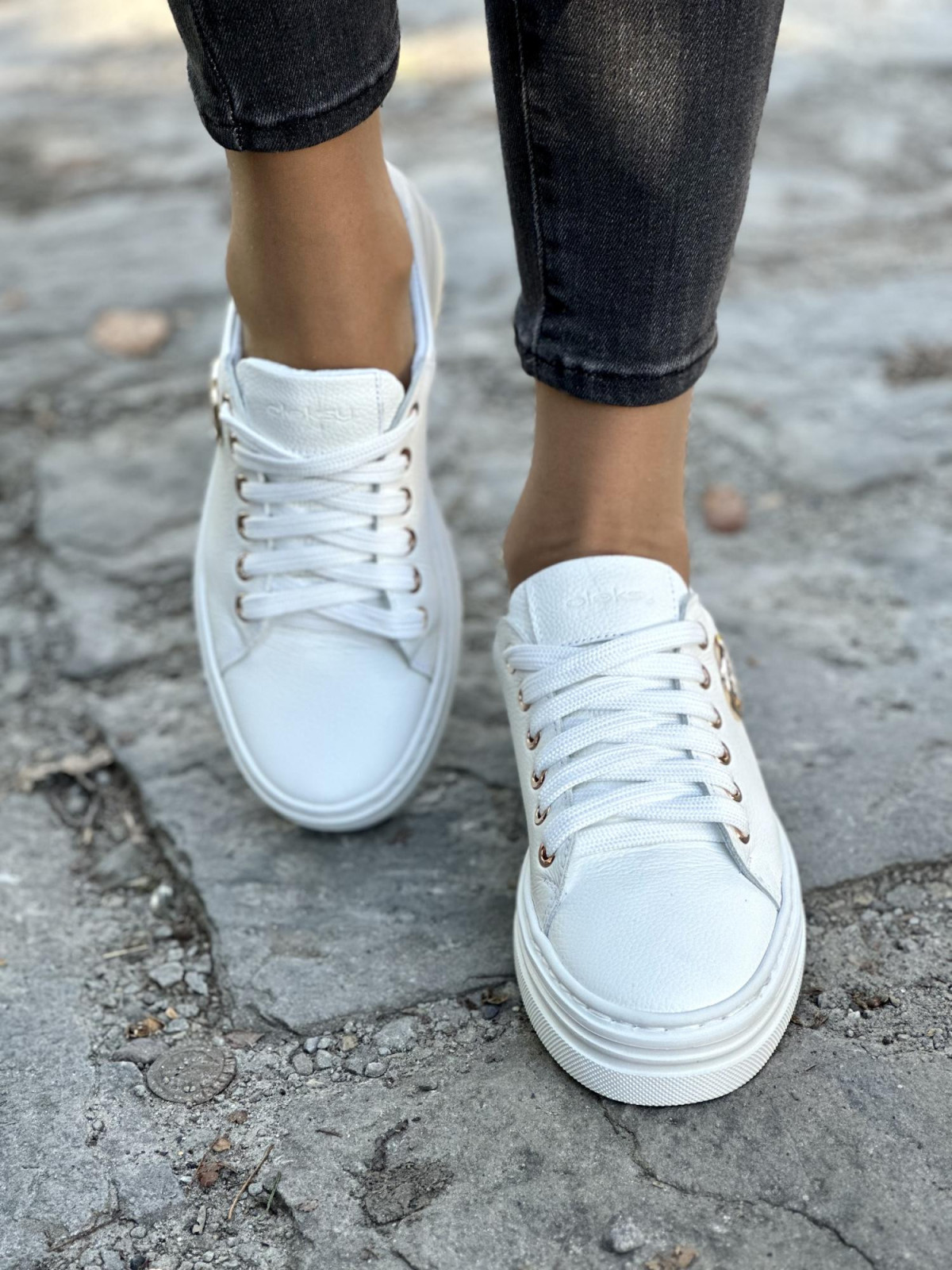 Eleganckie trampki skórzane OLEKSY Polskiej produkcji