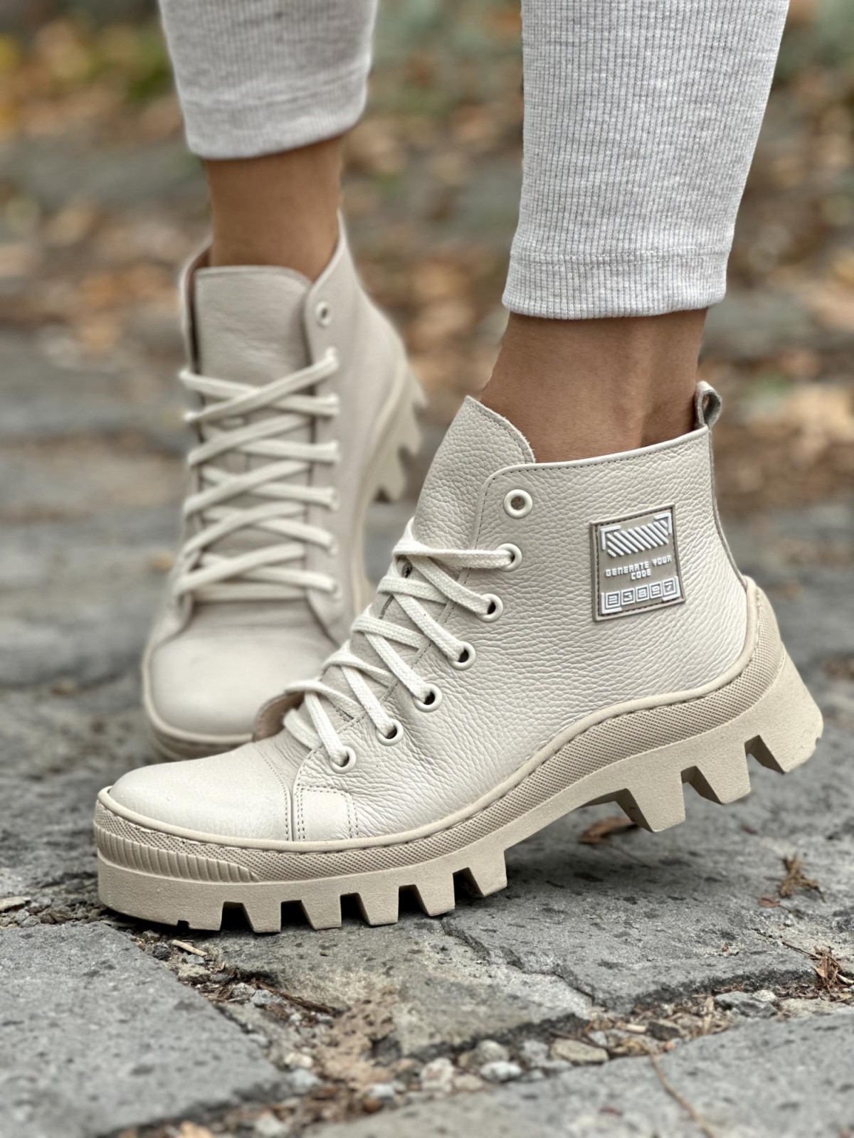 Nowoczesne trapery ze skóry OLEKSY Polskiej produkcji