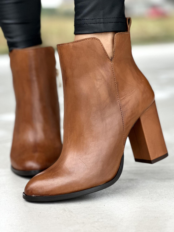 Wyjątkowe botki OLEKSY, ze skóry Polskiej produkcji