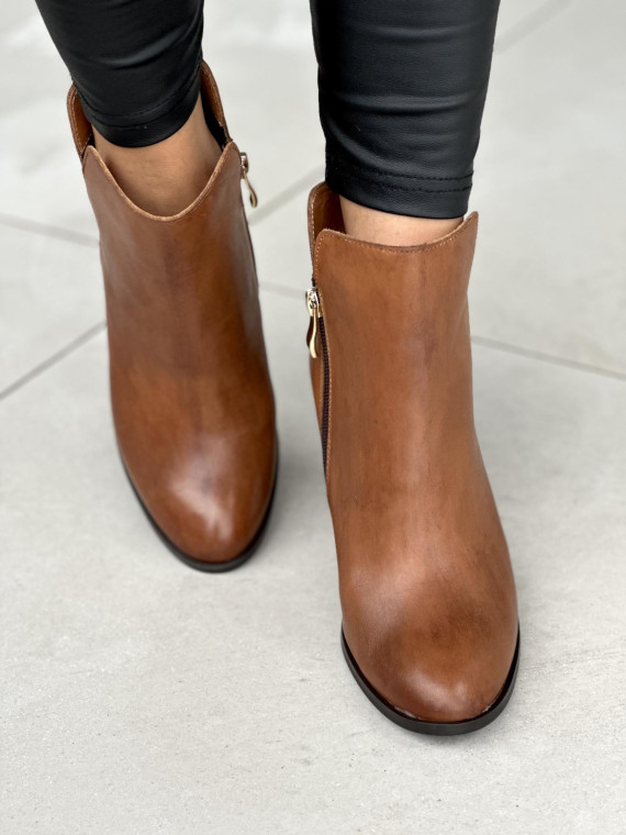 Wyjątkowe botki OLEKSY, ze skóry Polskiej produkcji