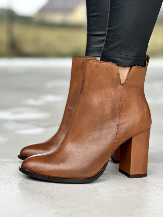 Wyjątkowe botki OLEKSY, ze skóry Polskiej produkcji