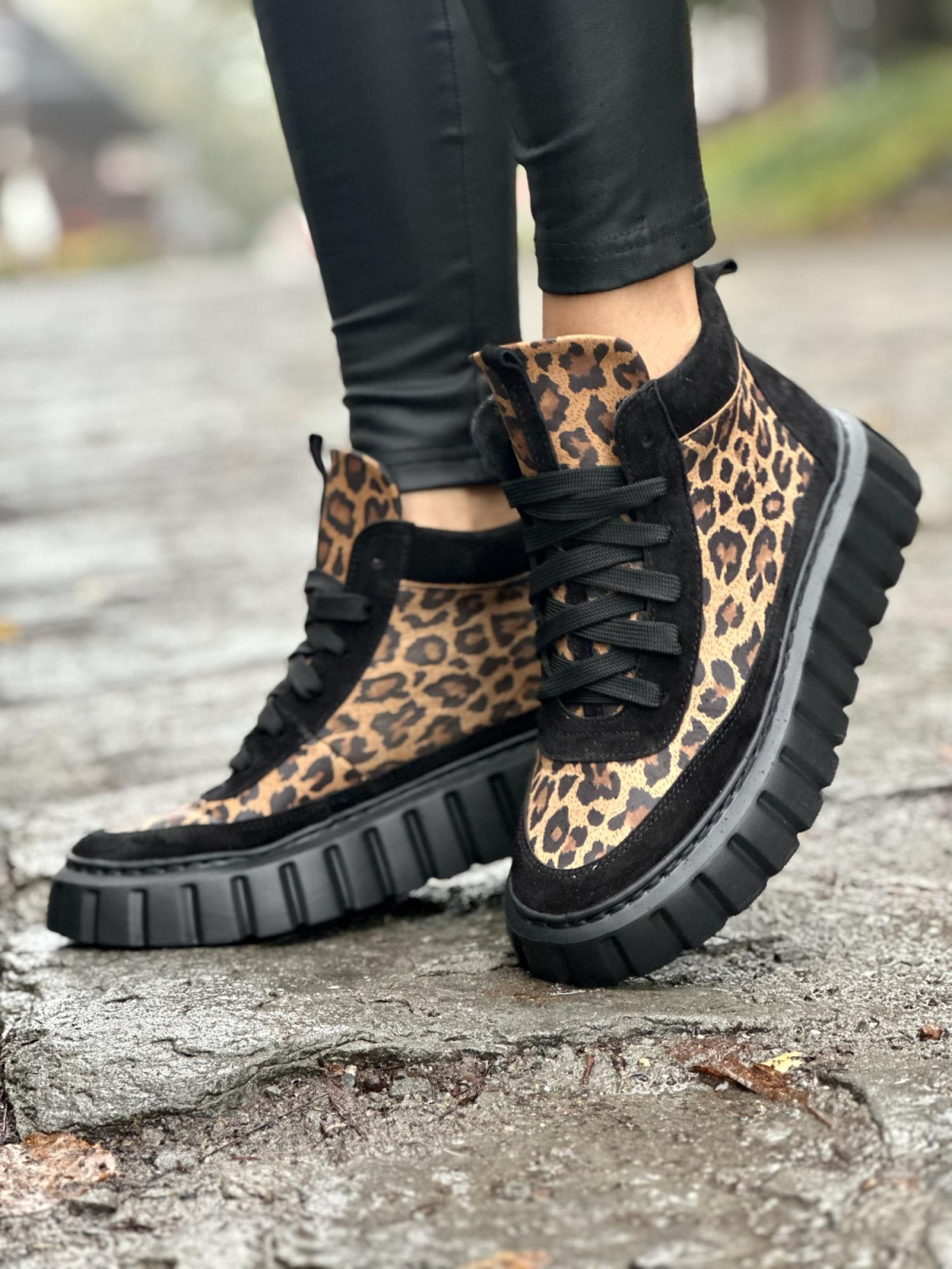 Sneakersy OLEKSY ze skóry naturalnej, Polskiej produkcji