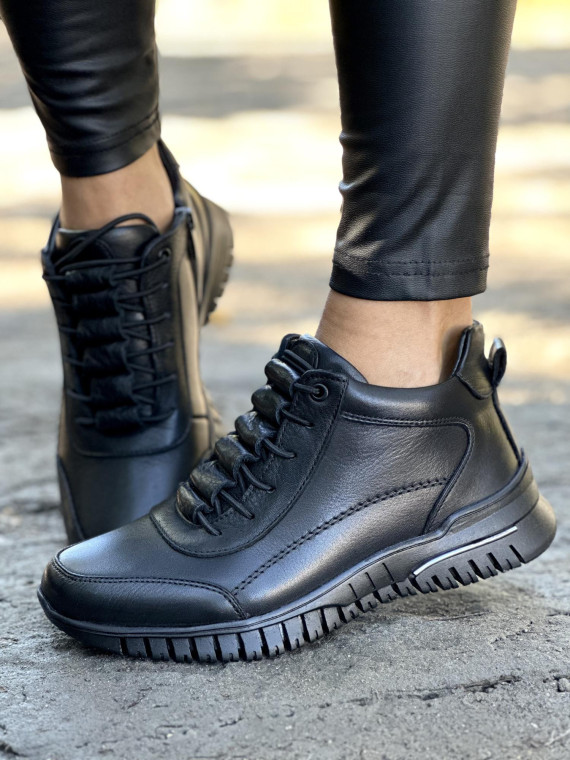 Stylowe sneakersy ze skóry naturalnej