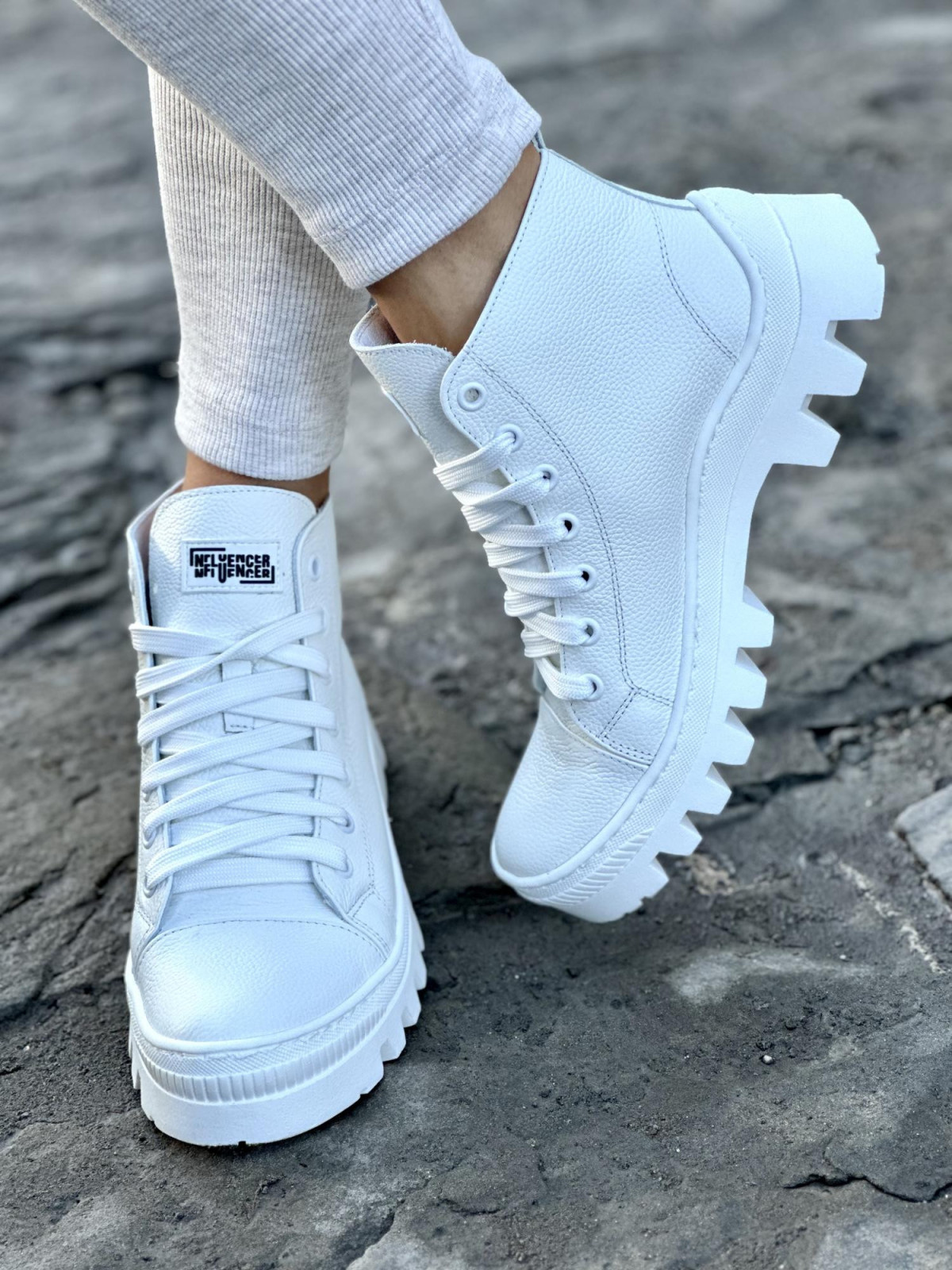 Trapery damskie skórzane OLEKSY Polskiej produkcji