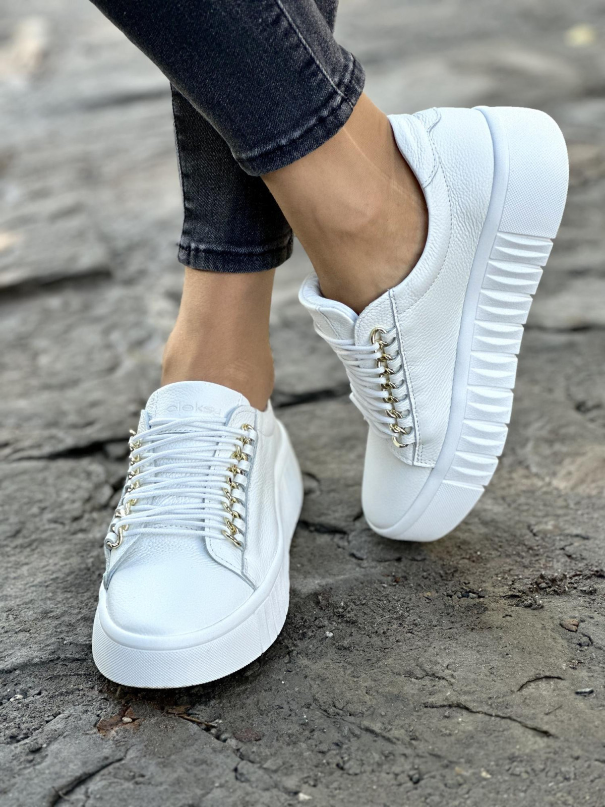 Eleganckie trampki skórzane OLEKSY, Polskiej produkcji